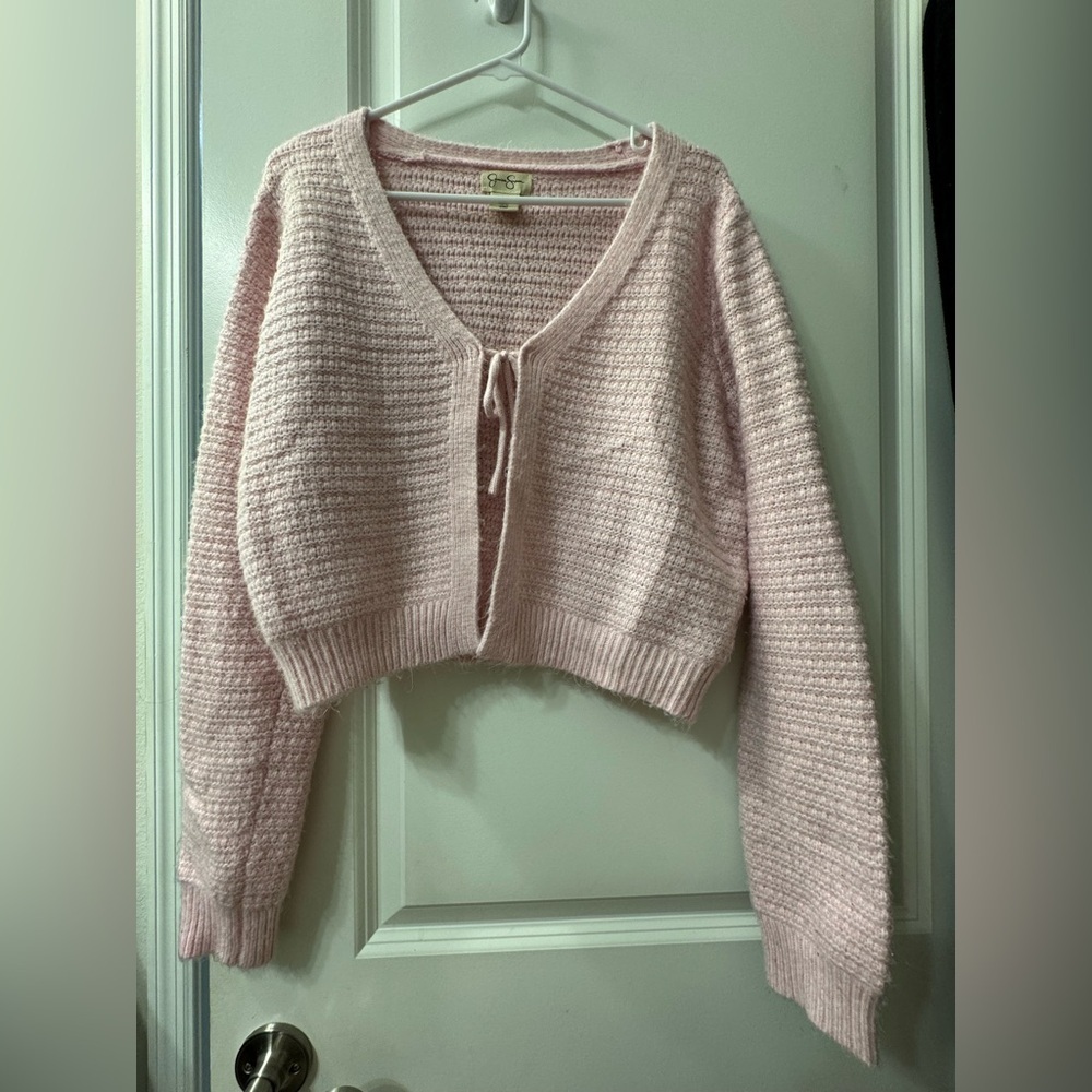Jessica Simpson pink sweater